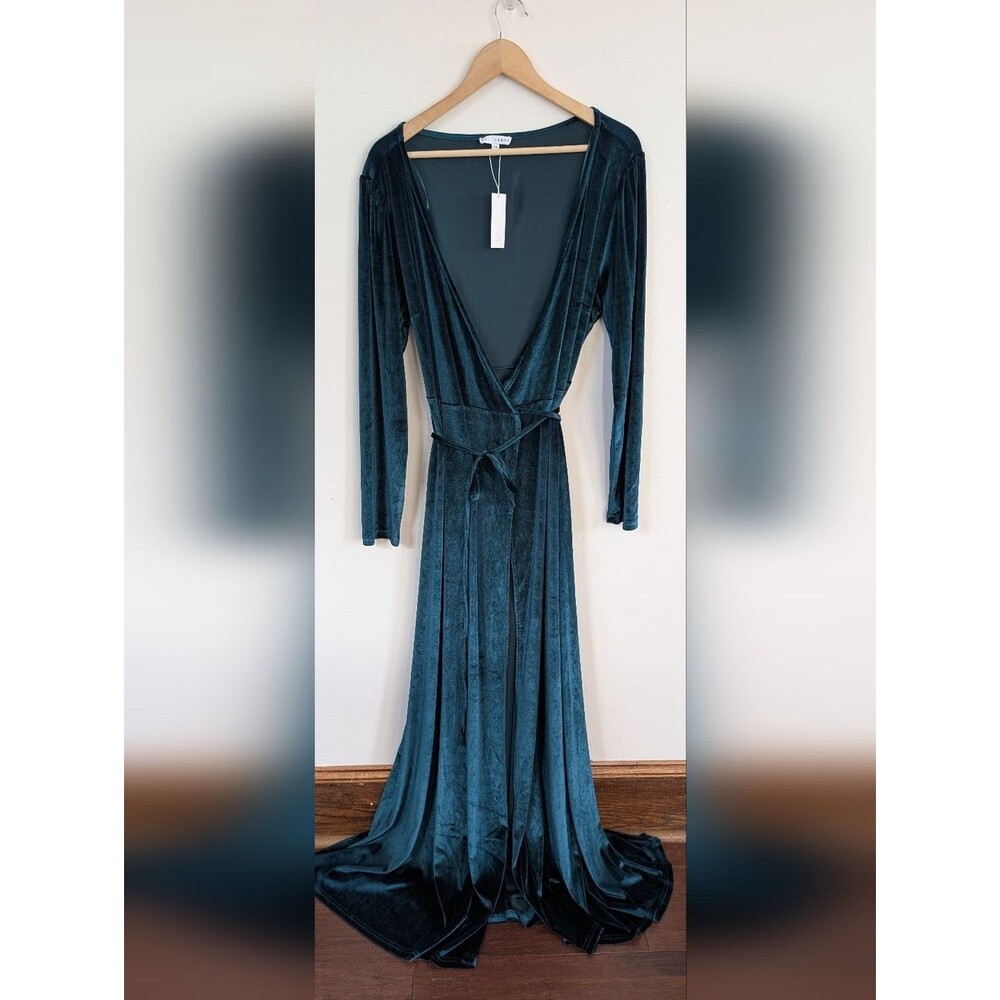 Baltic Born Emerald Green V Neck Long Sleeves Wrap V Neck Maxi Dress 2X 2XL